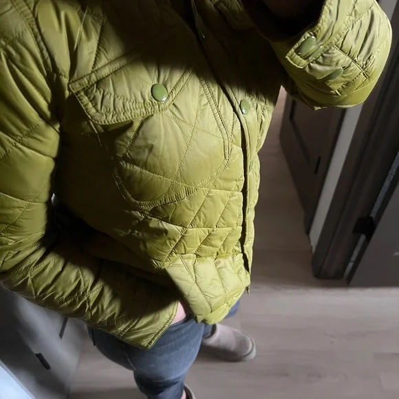 J. Crew Olive Green Puffer Jacket - Picture 12 of 14